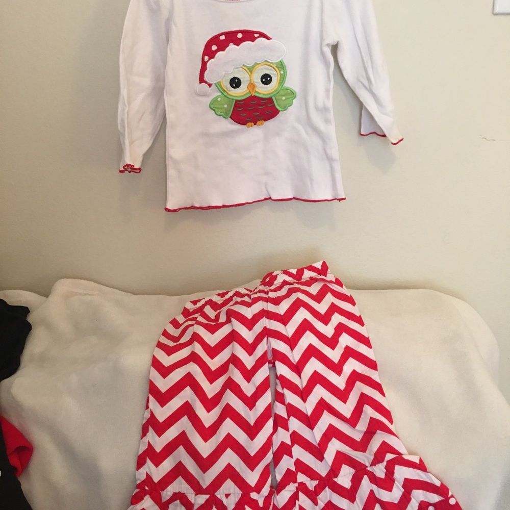 ADORABLE outfit size 2t 3t
